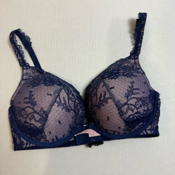 Victoria’s Secret Push up/Pigeonnant Elegant Lace Bra in Navy Blue Size 34DD - Picture 1 of 9